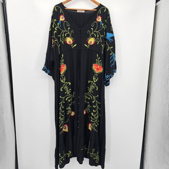 beautiful mood Dresses & Skirts - Embroidered Boho Heart & Birds Butron Down Maxi Dress Womens Size Xl